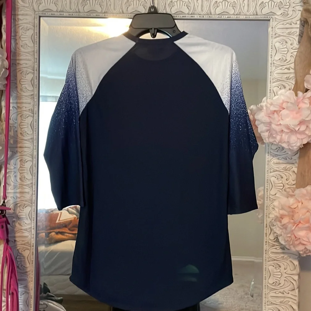 💙Lularoe NWT Randy Tee💙 - Picture 7 of 7